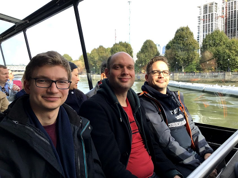 Alexander, Jan und Herr Bauditz auf dem Boot